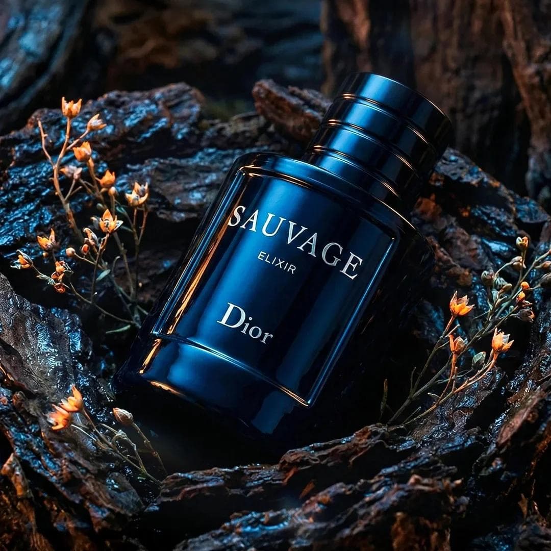 Cinematic ultra-high-end product photography of an official Monster Energy drink…؛ عکس ساخته‌شده با هوش مصنوعی و پرامپت فارسی در Axeto