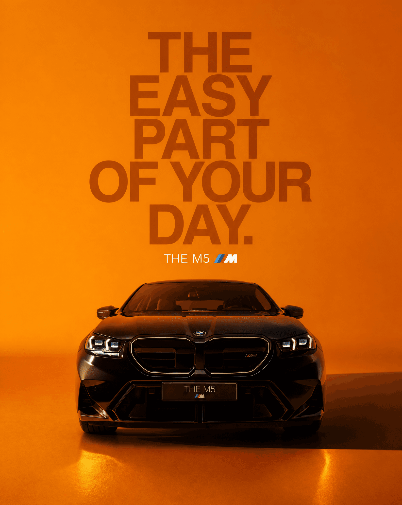 پوستر کمپین تبلیغاتی لوکس BMW M5؛ محتوای مرتبط هوش مصنوعی در Axeto